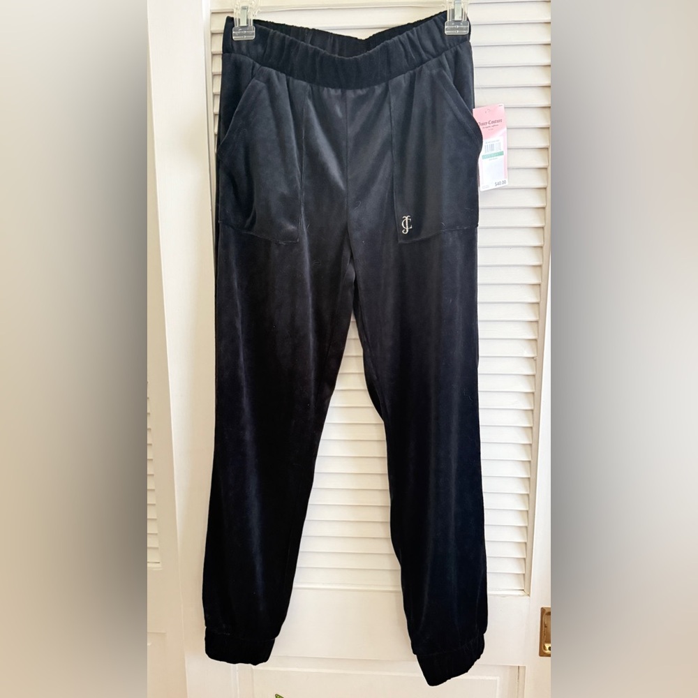 Velour Juicy Couture Joggers Size 12/14 runs smaller 10/11/12